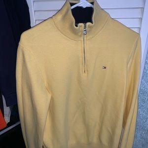 Tommy Hilfiger sweater